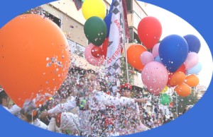 Karneval Ballons und Konfetti